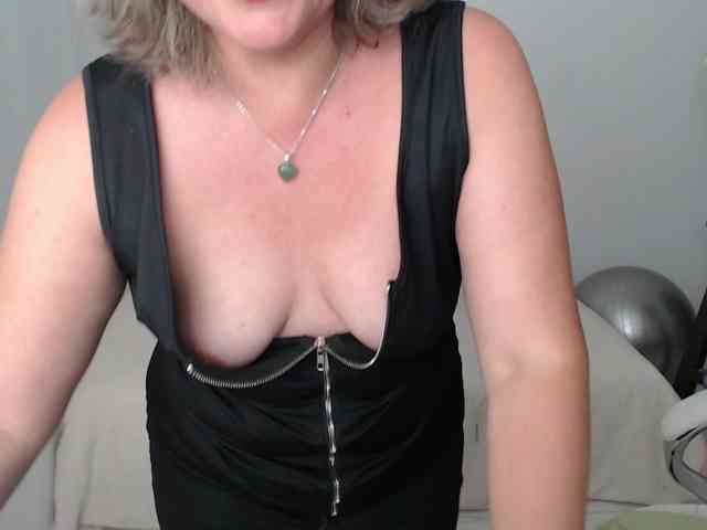 ana-milf webcam
