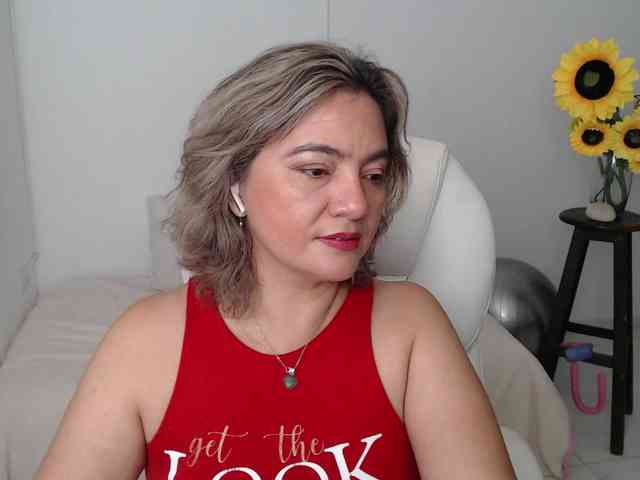 ana-milf webcam
