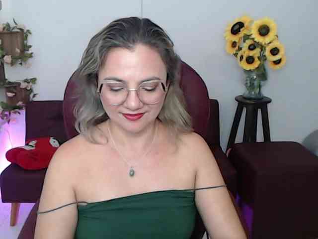 ana-milf webcam