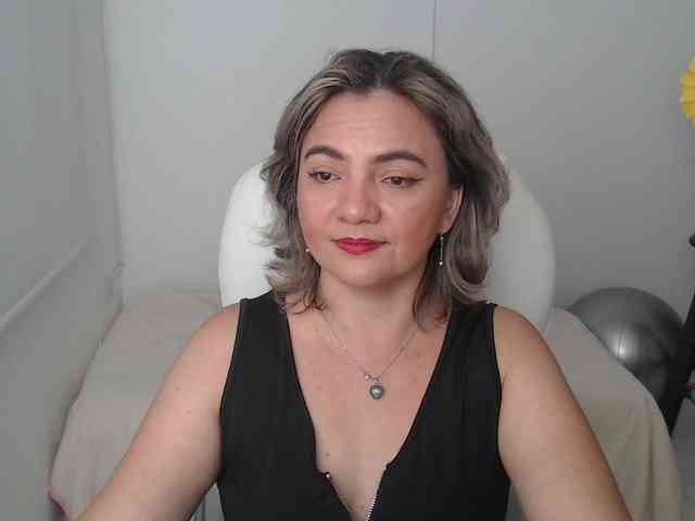 ana-milf webcam