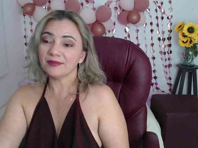 ana-milf webcam