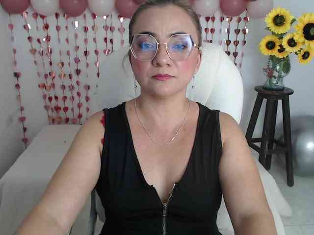 ana-milf webcam