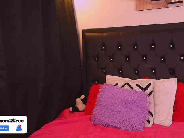 Naomi-Fire webcam