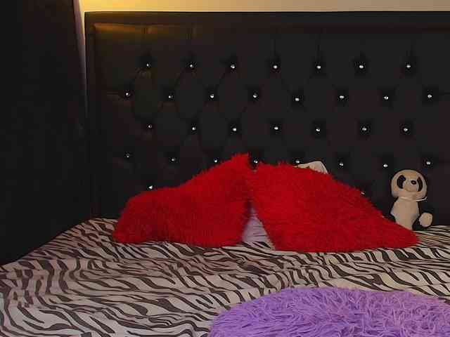 Naomi-Fire webcam