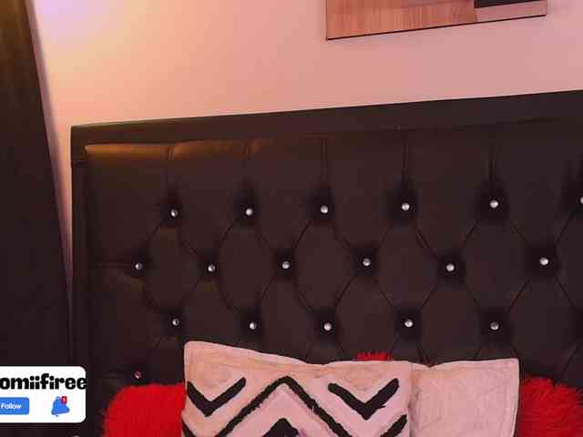 Naomi-Fire webcam