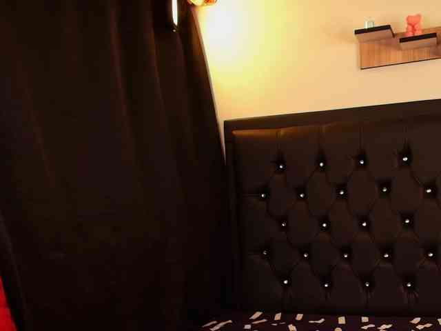 Naomi-Fire webcam