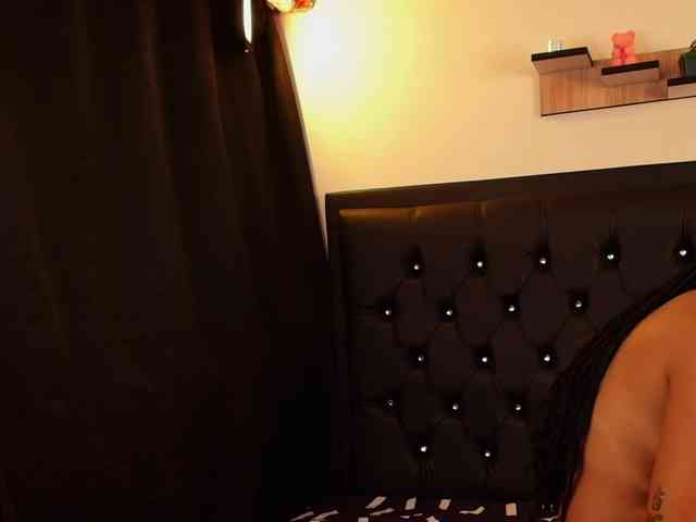 Naomi-Fire webcam