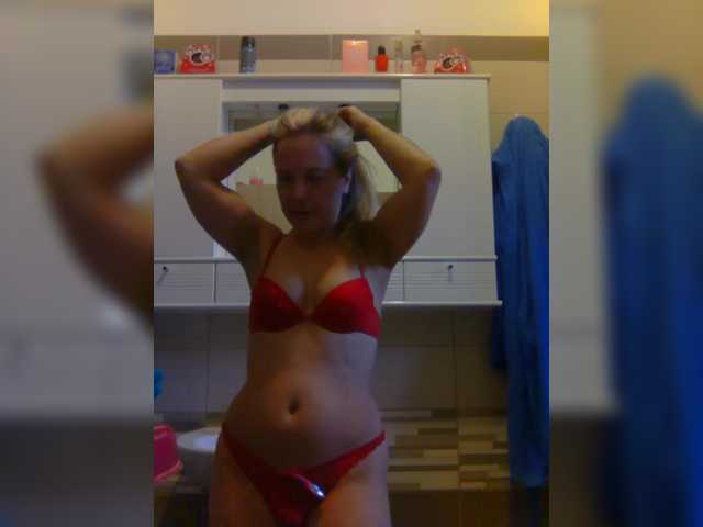 Dark-Angel-22's BongaCams show and profile