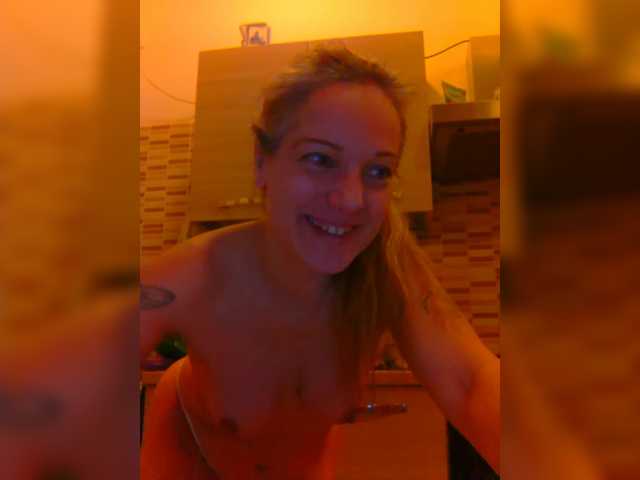 Dark-Angel-22's BongaCams show and profile