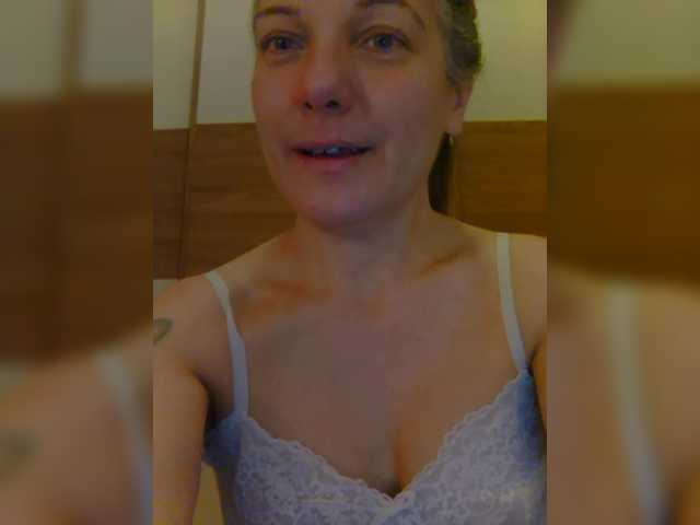 Dark-Angel-22's BongaCams show and profile