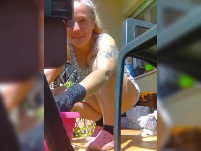 Dark-Angel-22's BongaCams show and profile