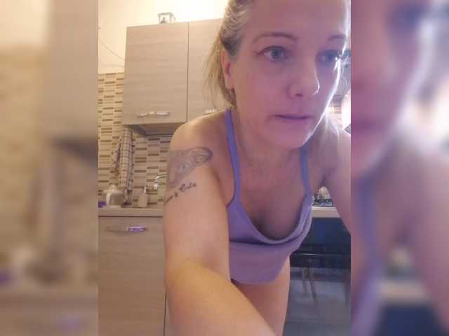  Dark-Angel-22 chat room