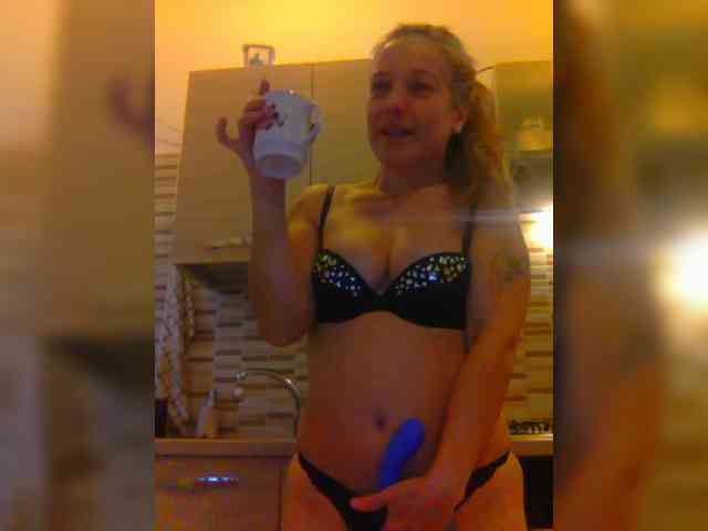 Dark-Angel-22 webcam