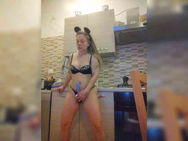 Dark-Angel-22 webcam