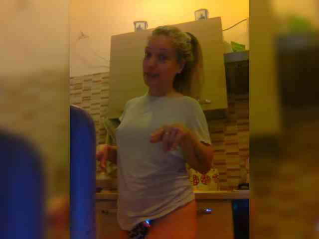 Dark-Angel-22 webcam