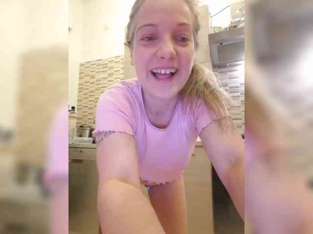 Dark-Angel-22 webcam