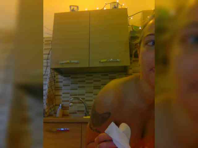 Dark-Angel-22 webcam