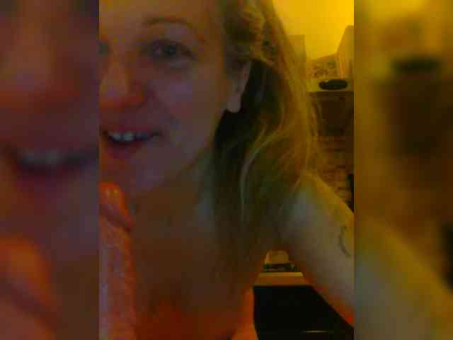 Dark-Angel-22 webcam