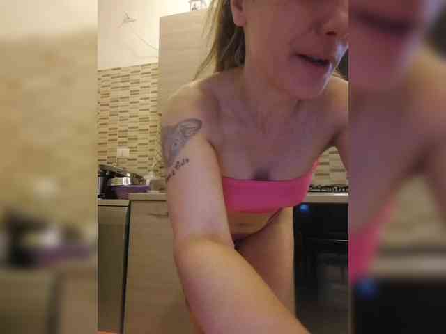 Dark-Angel-22 webcam