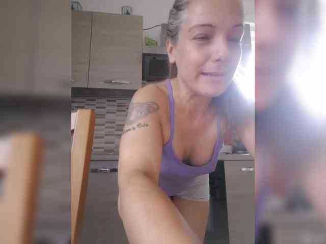 Dark-Angel-22 webcam