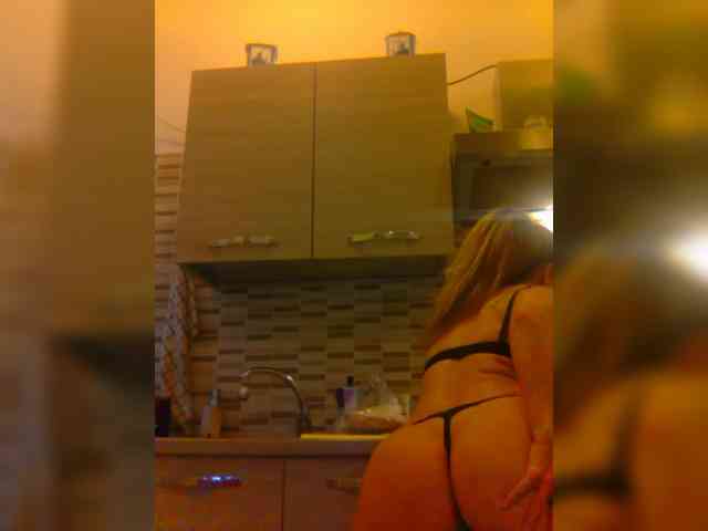 Dark-Angel-22 webcam