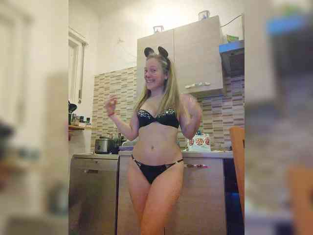 Dark-Angel-22 webcam