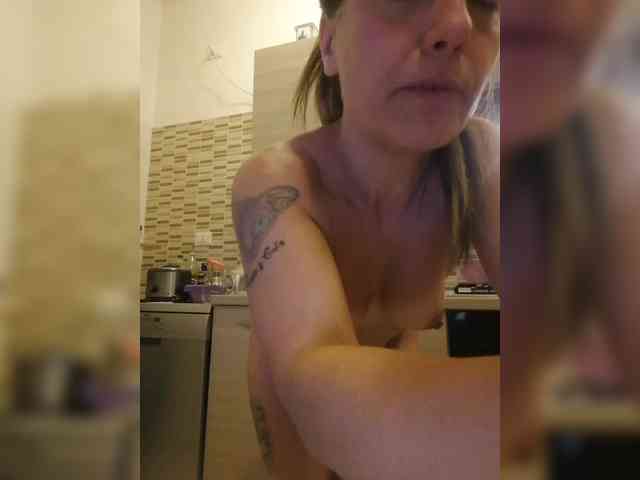 Dark-Angel-22 webcam