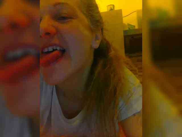 Dark-Angel-22 webcam