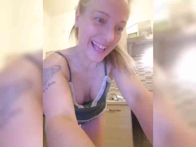 Dark-Angel-22 webcam