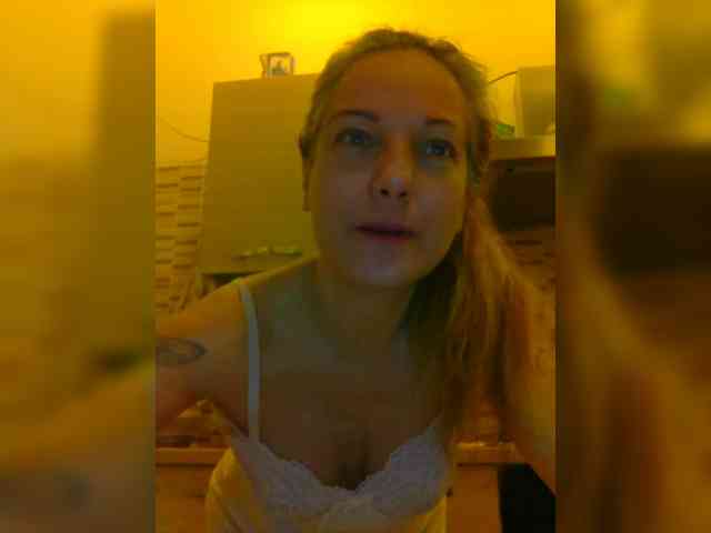 Dark-Angel-22 webcam