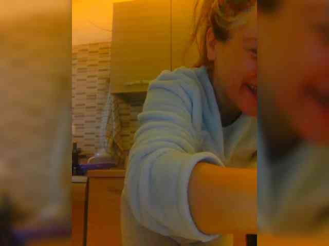 Dark-Angel-22 webcam