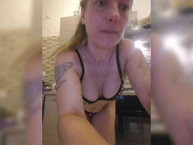 Dark-Angel-22 webcam