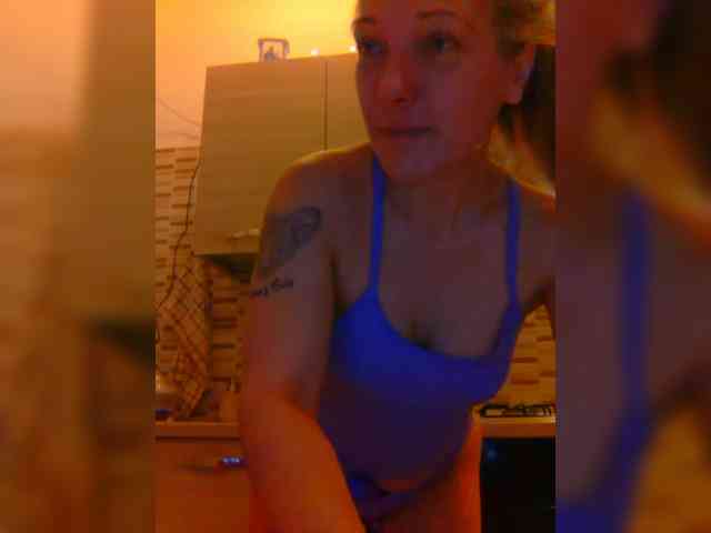 Dark-Angel-22 webcam