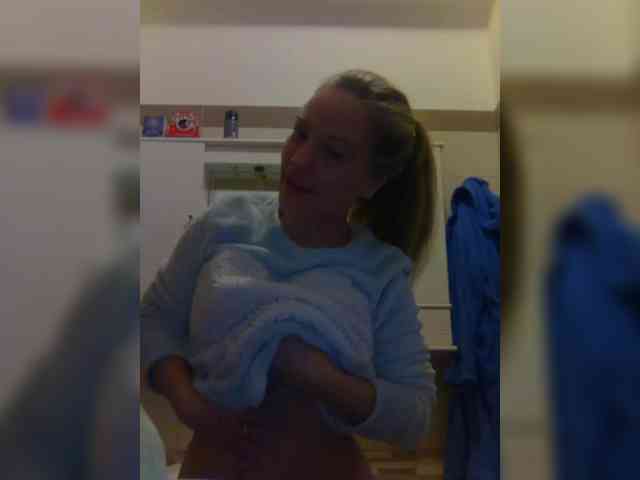 Dark-Angel-22 webcam