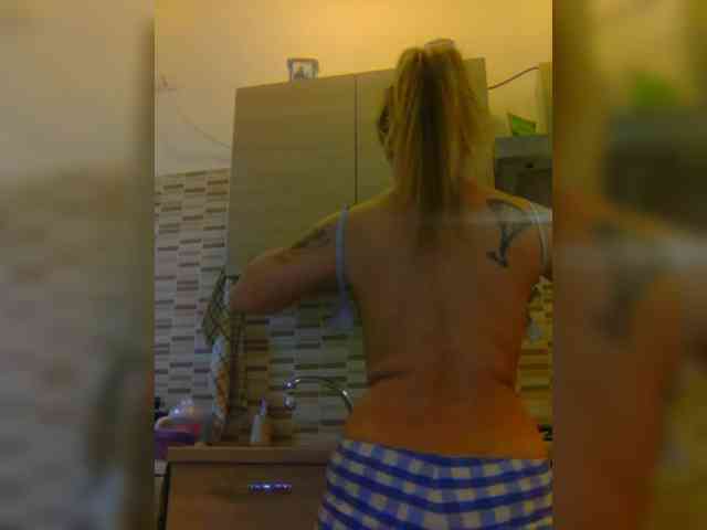 Dark-Angel-22 webcam