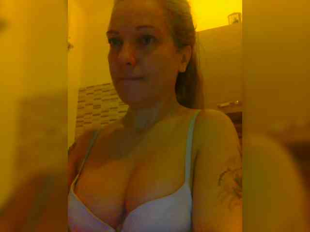 Dark-Angel-22 webcam