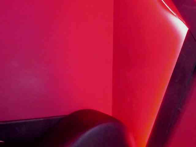 zoe-roux21 webcam