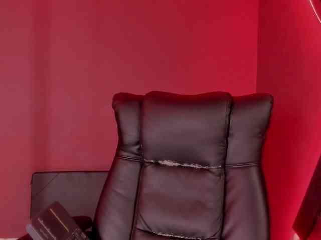zoe-roux21 webcam