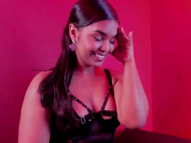 zoe-roux21 webcam