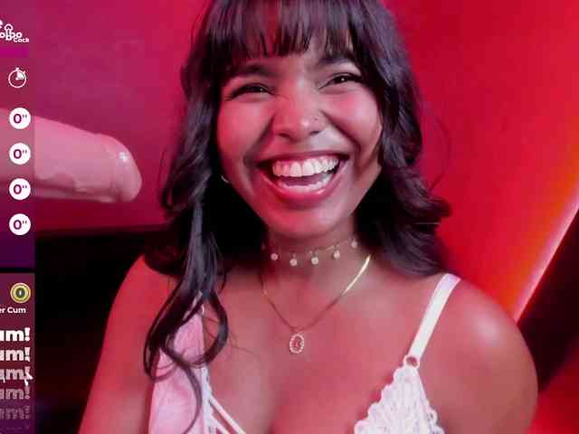 zoe-roux21 webcam