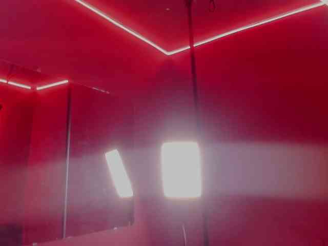 zoe-roux21 webcam