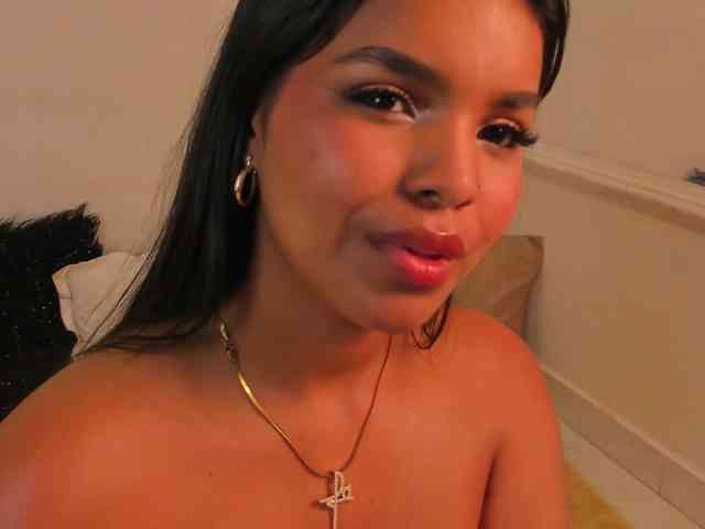 free video chat Zoe-roux21