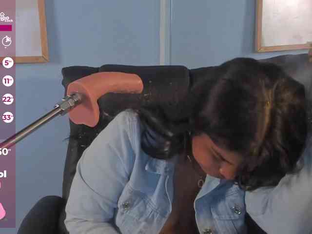 zoe-roux21 webcam