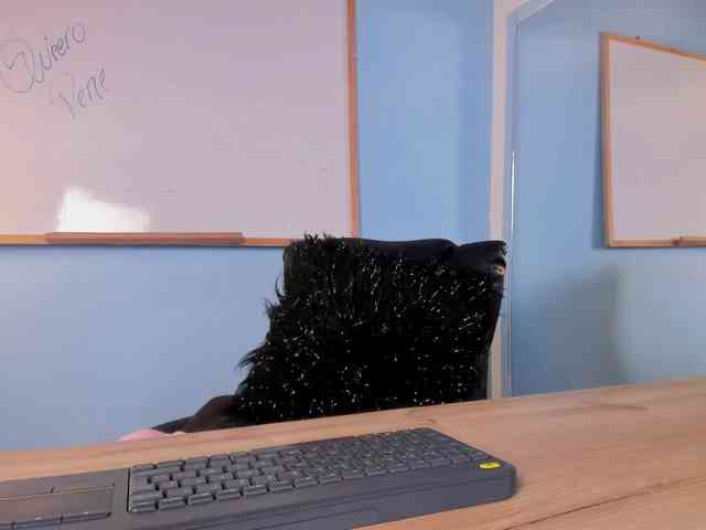 zoe-roux21 webcam