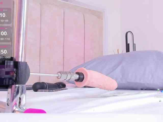Mia-juicyberry webcam