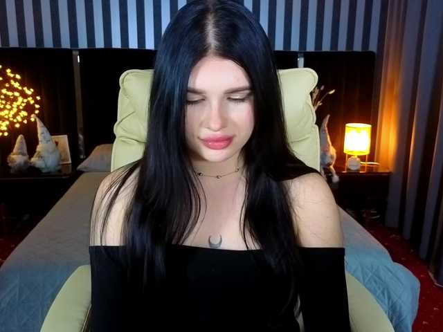 NeylaCharm's BongaCams show and profile