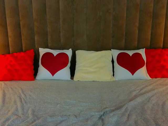 NeylaCharm's BongaCams show and profile