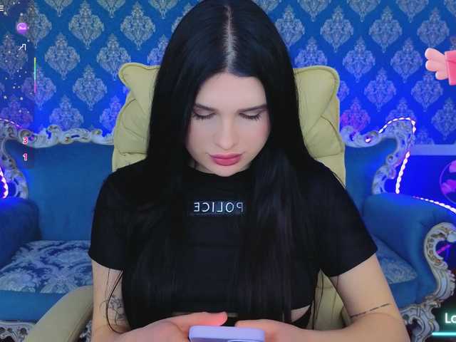 NeylaCharm's BongaCams show and profile