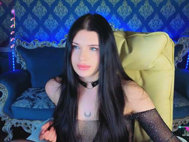 NeylaCharm's BongaCams show and profile