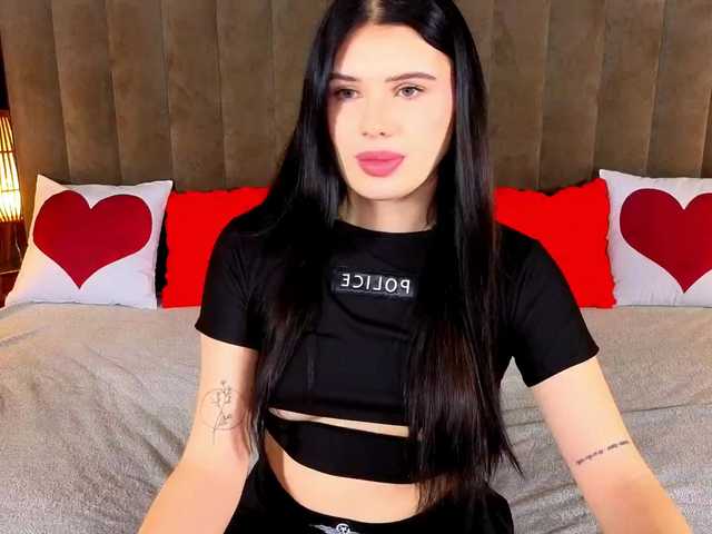 NeylaCharm's BongaCams show and profile